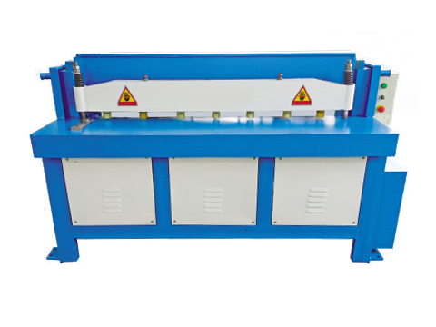 【設(shè)備】剪板機(jī)